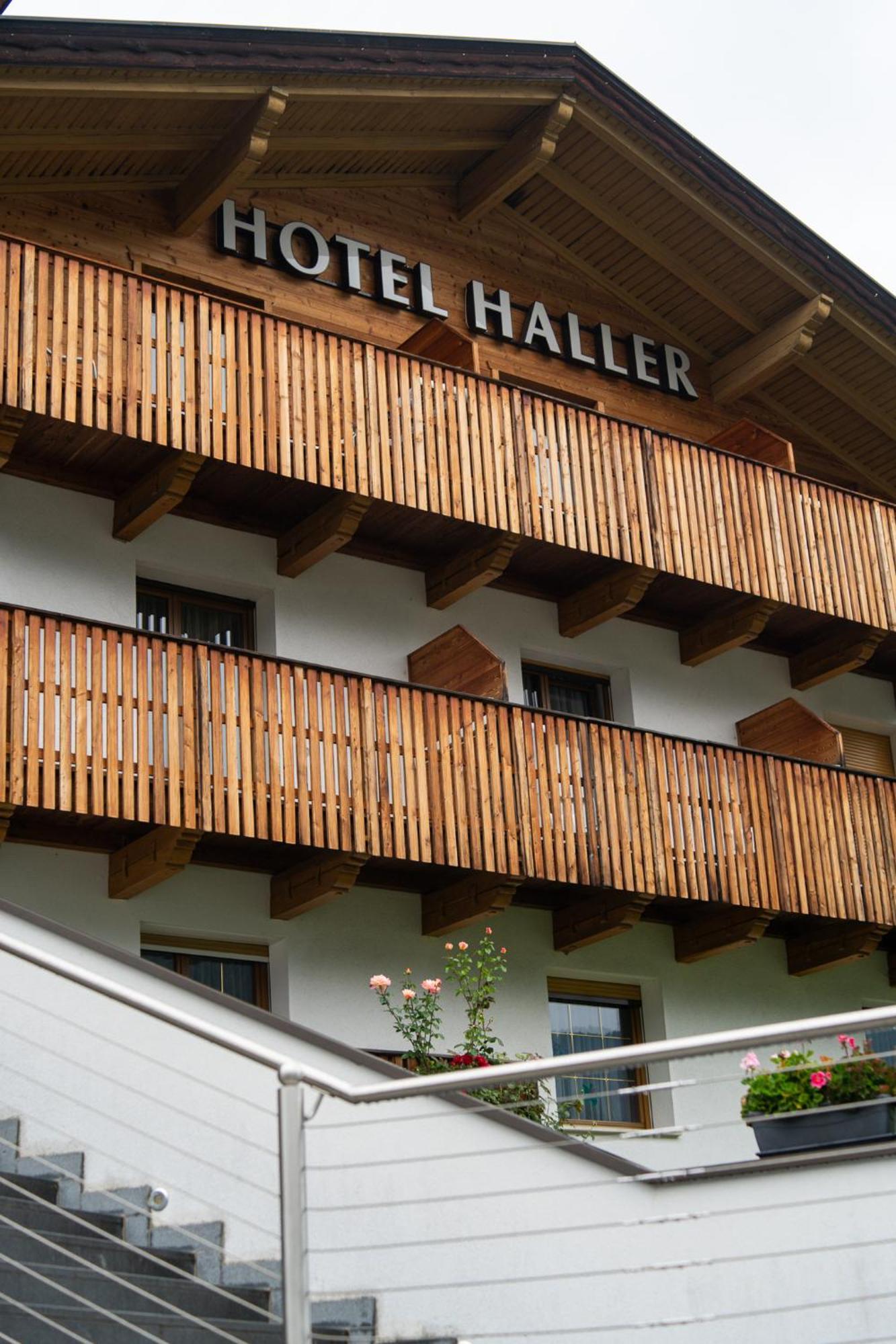 Naturhotel Haller ラチーネス エクステリア 写真